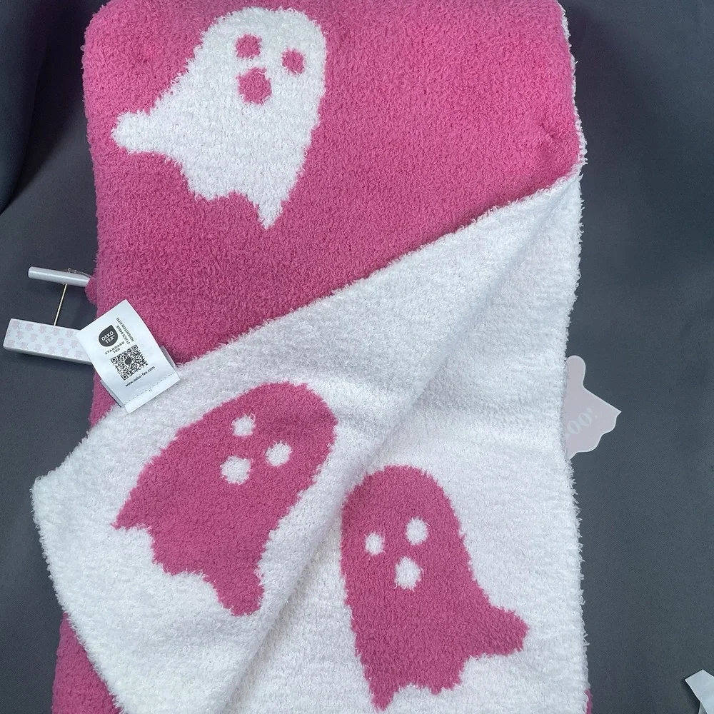 Halloween Cupcakes‎ and Cashmere Pink Ghost Blanket Reversible 2024 Viral TikTok